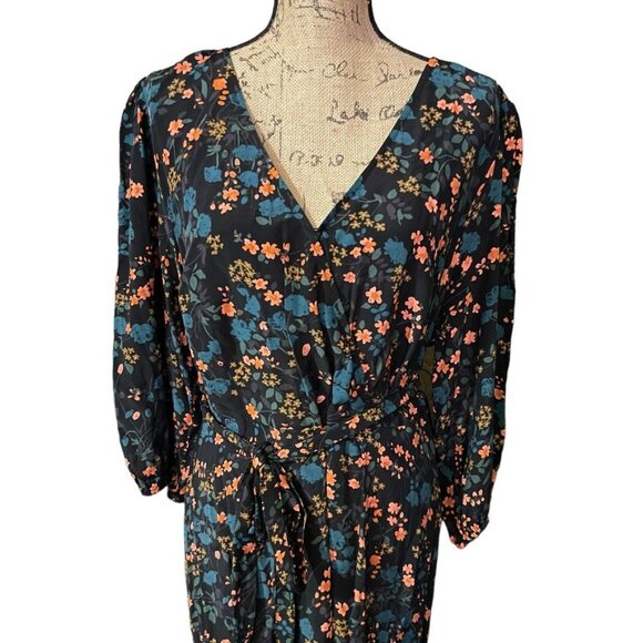 Ava & Viv Midi Floral Dress - Picture 3 of 7